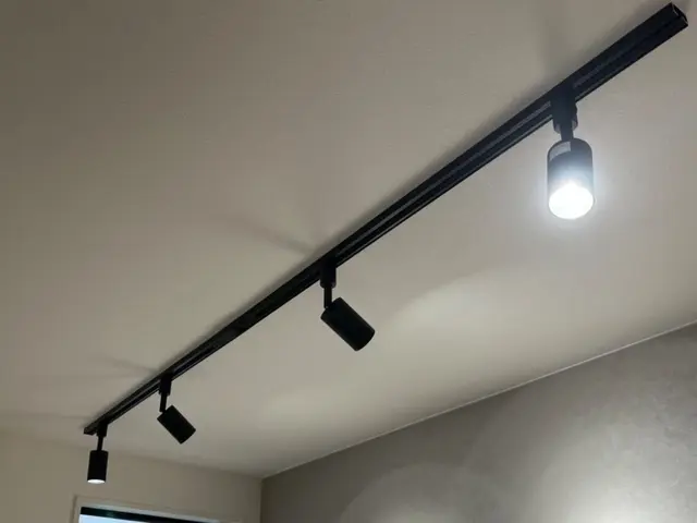 月50件以上対応☆自身の完全自社施工！損害保険加入済みで安心！サービスの画像