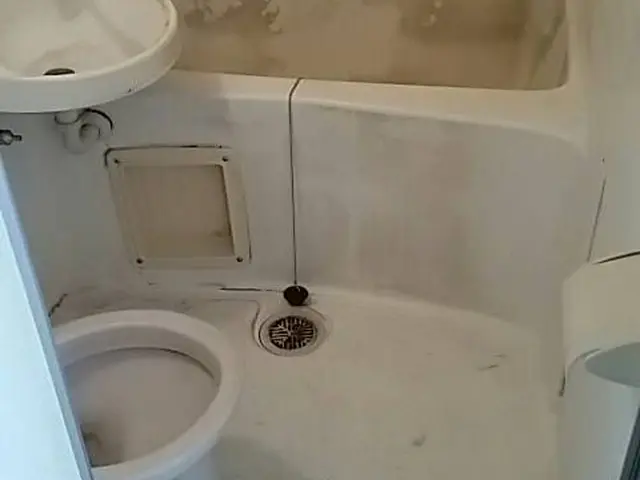 気になる汚れ黒カビを徹底除去！4月作業限定キャンペーン12000円受付中！サービスの画像