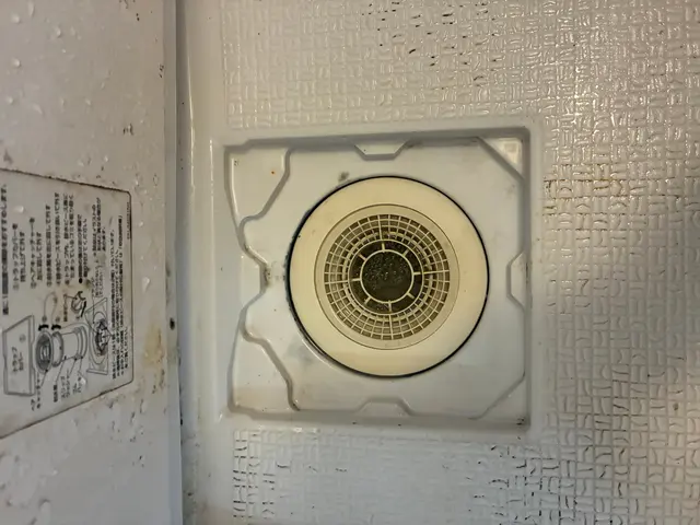 一戸建て排水管高圧洗浄・外周マスから室内まで徹底洗浄！ニオイ・詰まり防止にも最適サービスの画像