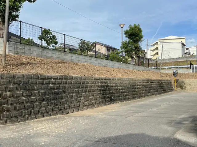 1㎡¥200〜！200㎡以上の敷地はご相談ください。地際刈りでキレイサッパリ！サービスの画像