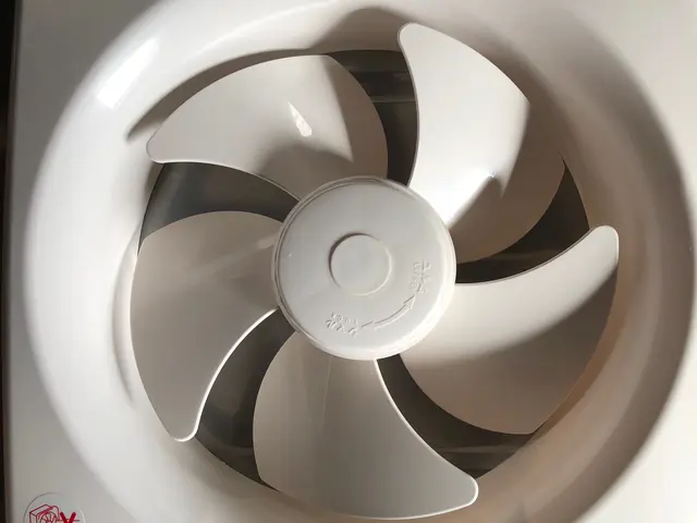 【女性スタッフ同行可能】外注なし・予約から施工まで100%自社対応！サービスの画像