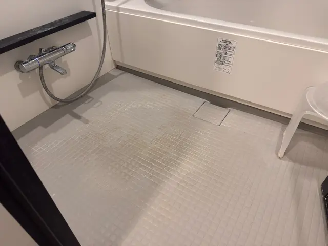 【安心法人店舗】◎浴室鏡うろこ取り高品質を個人店の価格で対応☆PayPay対応可サービスの画像