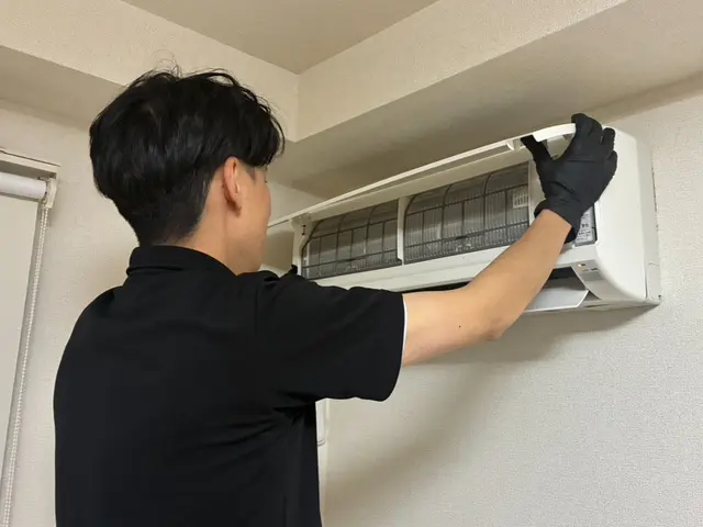 《年間100台以上の実績有り！》キレイなエアコンは健康・節電・エコに繋がりますサービスの画像