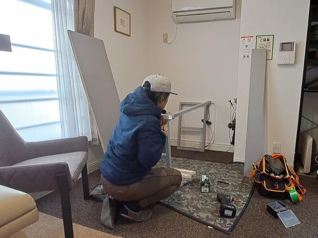 松戸発【都合が合えば当日/翌日もOK】昇降デスク組立で仕事や趣味の環境をサポートサービスの画像