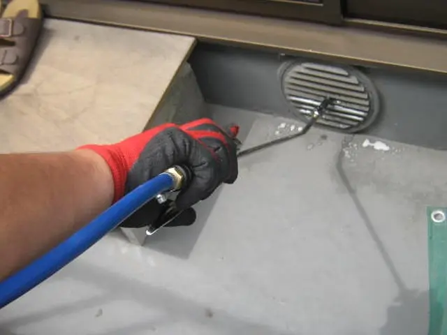 【損害保険加入済で安心◎】対応地域外、営業時間外もお気軽にご相談ください。サービスの画像