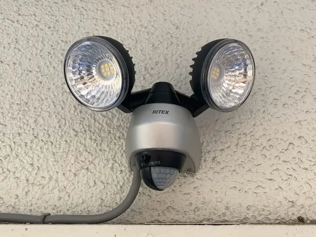 福岡市【センサーライトの取付け】プロの電気工事士が直接施工！PayPayもOK!サービスの画像