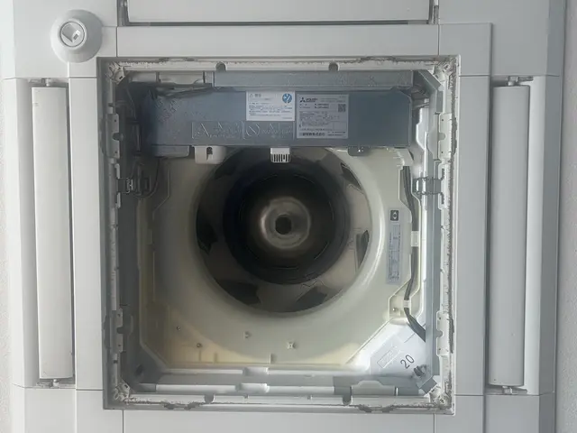 【高圧洗浄機で徹底的な洗浄】笑顔と安心と丁寧さで選ばれる！損害保険加入済みサービスの画像