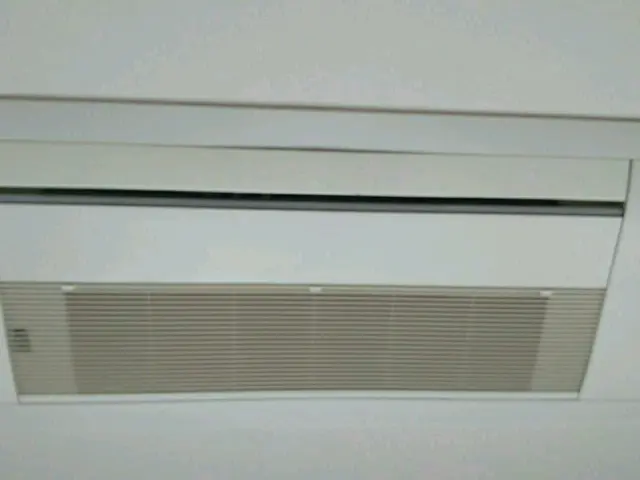 早朝夜間帯対応可！業務用埋込型4方向天カセ¥27000税込　抗菌防臭コート付！サービスの画像