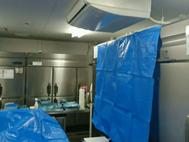 早朝夜間帯対応可！業務用埋込型4方向天カセ¥27000税込　抗菌防臭コート付！サービスの画像