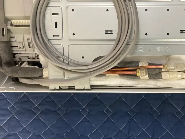 メーカーで培った技術で、安心、丁寧を心がけています。◆電気工事資格◆保管用◆処分サービスの画像