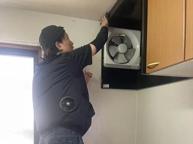 損害保険加入済み　訪問時の駐車場代は当店負担！夫婦でお伺いすることも可能です！サービスの画像