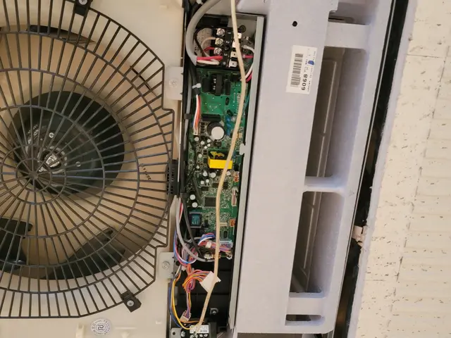 エアコンクリーニング・エアコン洗浄(天井埋込)サービスの画像