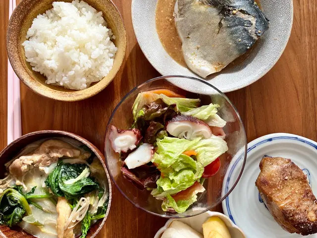 【家事代行サービス】◇お料理、家事◇上品で明るいプロの料理人◇買い物代行します！サービスの画像