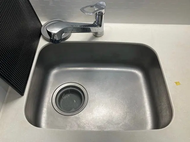 ☆頑固な水垢・サビを落として綺麗に！☆気になる箇所を徹底的に清掃致します！サービスの画像