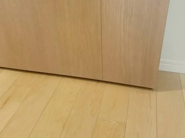 創業8年以上！満足度抜群のフローリング傷直しのプロ集団サービスの画像