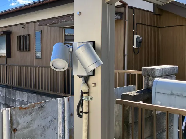 センサーライト取り付けサービスの画像