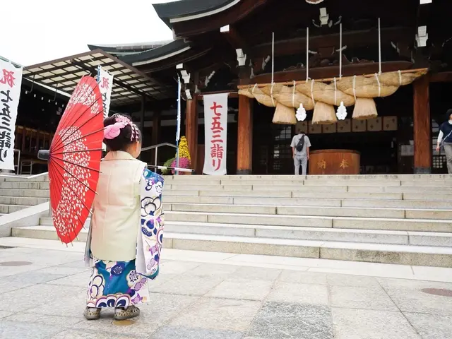 【七五三 】小物→赤・紫の傘、扇子、風船！サービスの画像