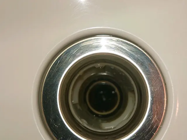 【業歴30年の経験実績！】女性スタッフ同行OK！美装屋 プロの洗面所クリーニングサービスの画像