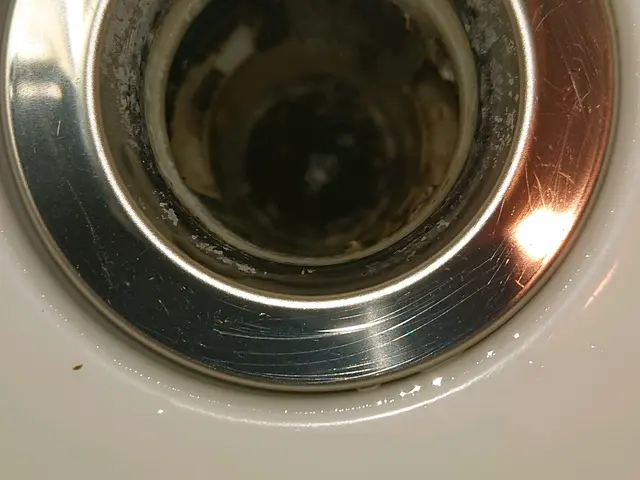 【業歴30年の経験実績！】女性スタッフ同行OK！美装屋 プロの洗面所クリーニングサービスの画像