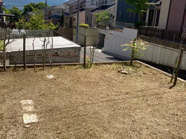 春だ！草刈りしよう！地域密着！低価格♩刈払機取扱作業安全衛生教育受講済みサービスの画像