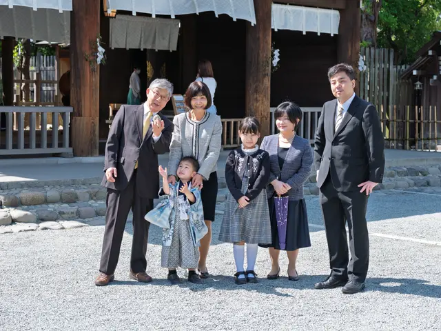 【フォトマスター文部科学省後援】72時間以内に色相.彩度.明度.調整納品致します