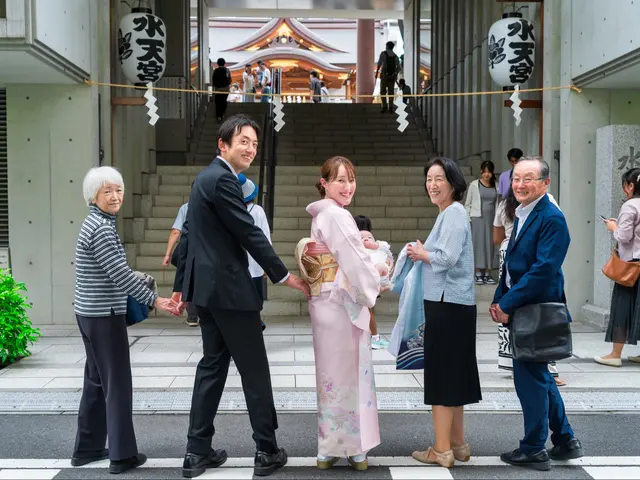 【フォトマスター文部科学省後援】72時間以内に色相.彩度.明度.調整納品致しますサービスの画像