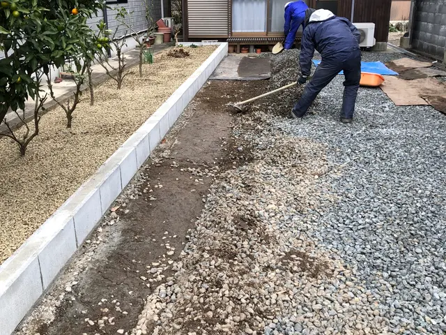 【舞鶴発】雑草よさらば！2級造園施工管理技士が対応致します！サービスの画像