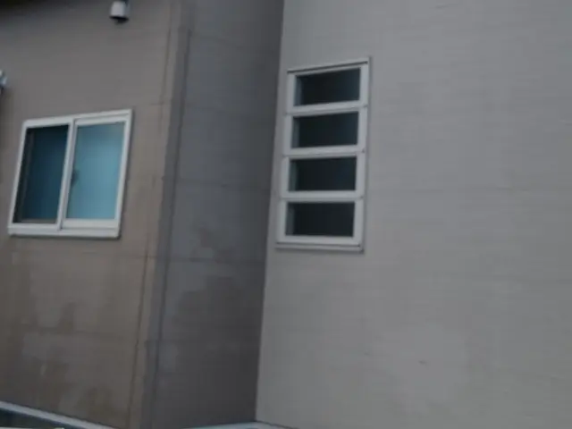 外壁洗浄は高所作業のプロにお任せ！自作の高圧洗浄棒を使って安全に作業出来ますサービスの画像