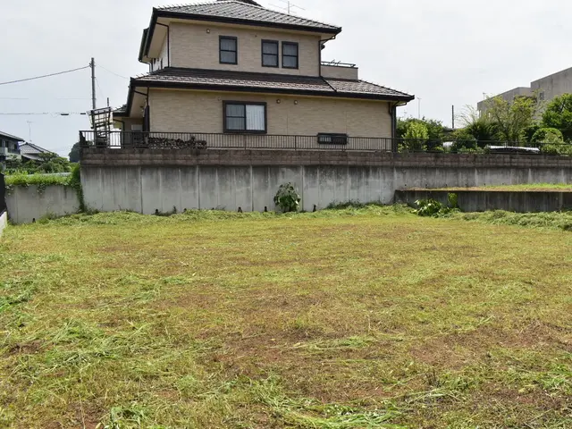 【とことん草刈り】マンパワーでスッキリさせます◎サービスの画像