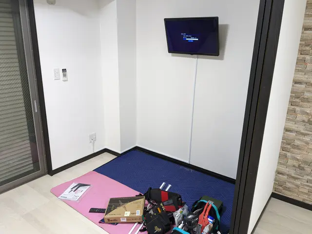 壁掛けテレビの設置を承りますサービスの画像