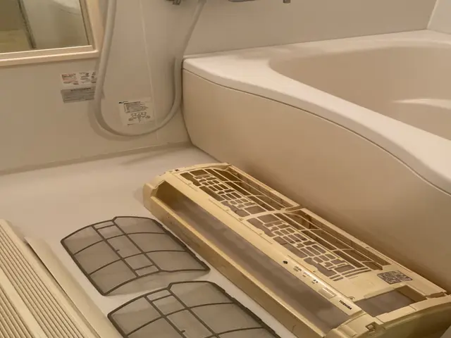 お掃除機能付きエアコンは対応不可☆追加料金一切不要☆1台でもOK☆インボイス対応サービスの画像