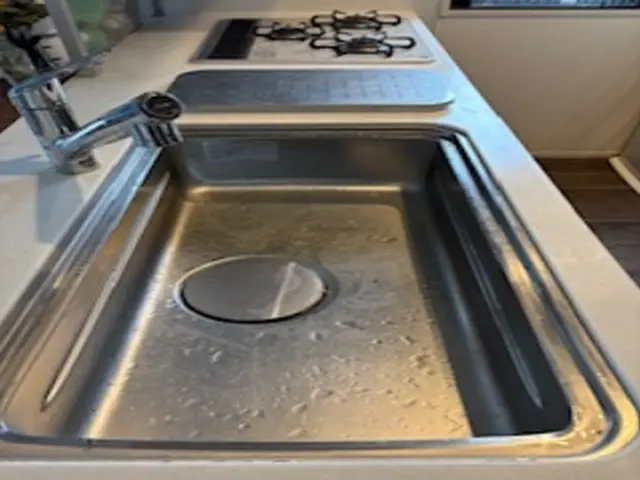 キッチンの気になる汚れをスッキリ落とします！サービスの画像