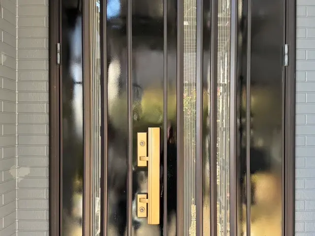 外注一切なし、最初から最後まで自社スタッフが責任を持って施工。サービスの画像