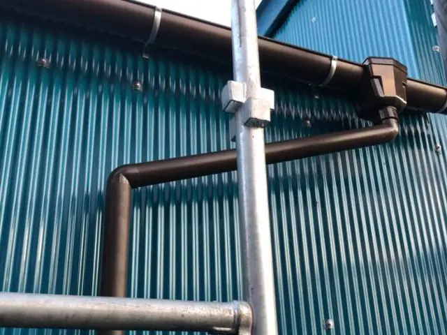 雨樋修理、補修、掃除サービスの画像