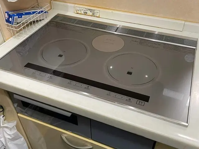 【業界経験10年】処分費込　ガスコンロからIHへの取替もできます！サービスの画像