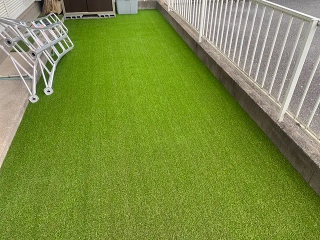 人工芝のことならお気軽にご相談下さい◎若い力で心を込めて作業致します！サービスの画像