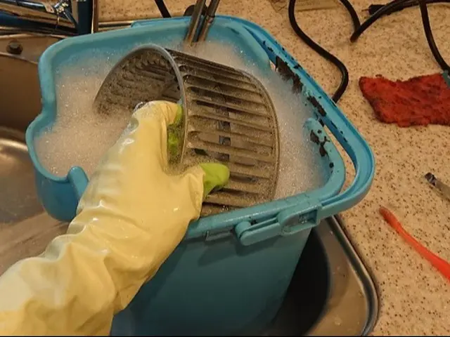 ◎コーキングの防カビサービス中!!豊富な経験と知識でお客様のお困り事に対応しますサービスの画像