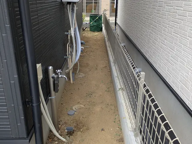 お庭をキレイに！芝刈りも承ります。空き地OK 地面が見えるまで刈り上げます！サービスの画像