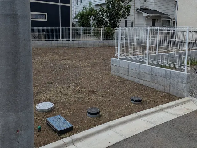 お庭をキレイに！芝刈りも承ります。空き地OK 地面が見えるまで刈り上げます！サービスの画像