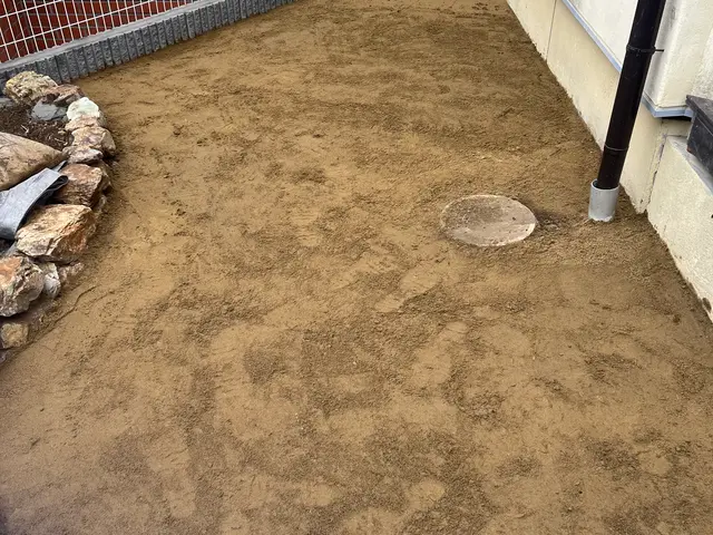 人工芝施工お任せ下さい！1月以降の受付となります。サービスの画像