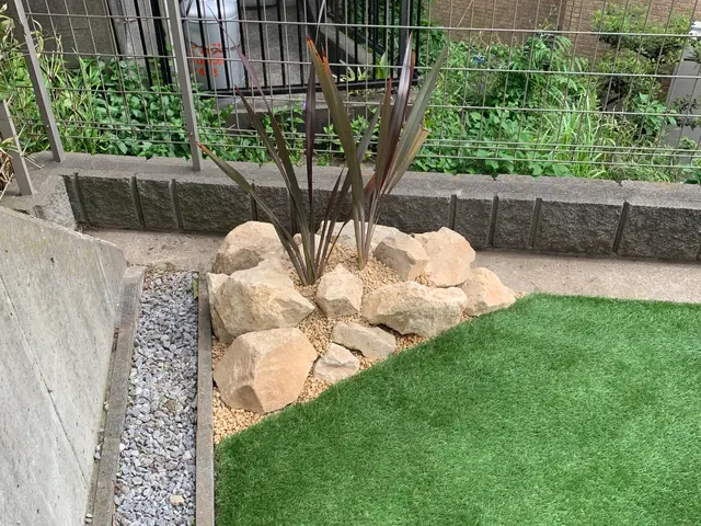 人工芝施工お任せ下さい！1月以降の受付となります。サービスの画像