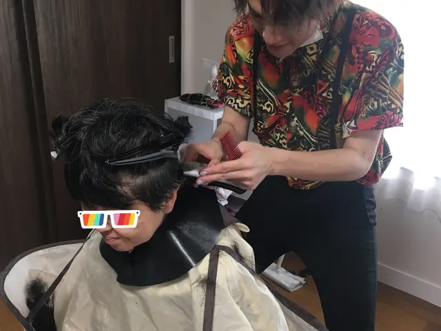 美容室に行きたくても行けない方への訪問サービスです！サービスの画像