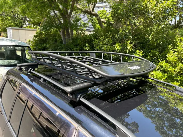 ルーフキャリア取付対応します！ルーフボックス・カヤック・ラック等も実績有サービスの画像