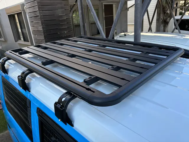 ルーフキャリア取付対応します！ルーフボックス・カヤック・ラック等も実績有サービスの画像
