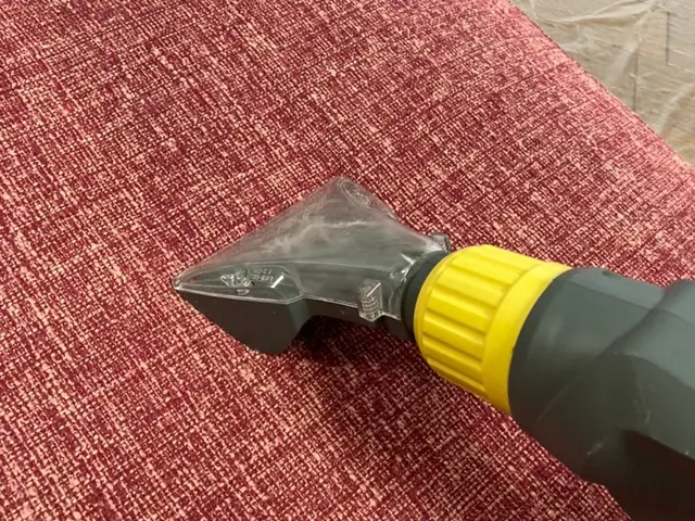 【土日祝日もOK◎】◆布・合皮◆シミ・臭い・嘔吐・排泄物◆高温スチーム使用！サービスの画像