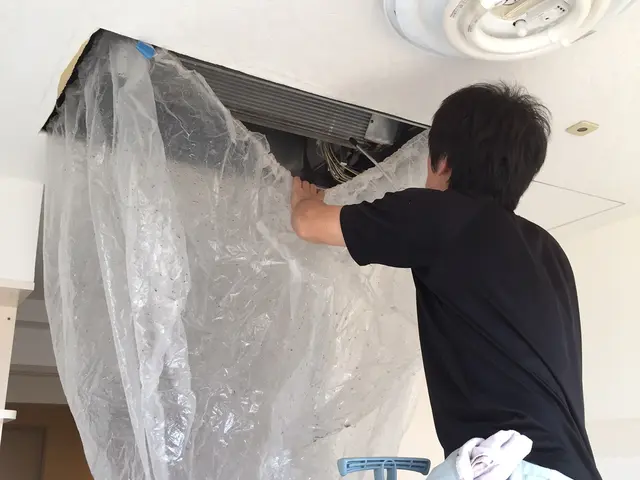 分解洗浄経験15年★安心の賠責保険加入★年間300台以上施工★女性スタッフ同行可サービスの画像