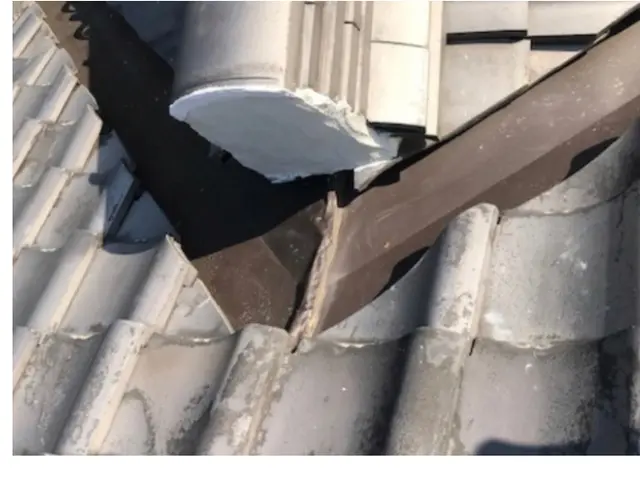 ◉女性スタッフ同行 ◉かわらぶき一級技能士が施工致します  サービスの画像