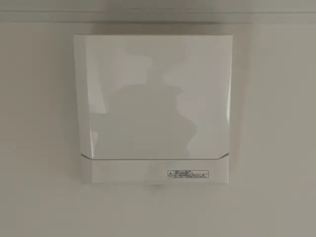 合同会社松電工業　「トイレ換気扇交換・取付」サービスの画像