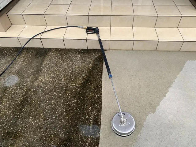 《人・ペット・環境》に配慮したプロの技術で作業いたしますサービスの画像