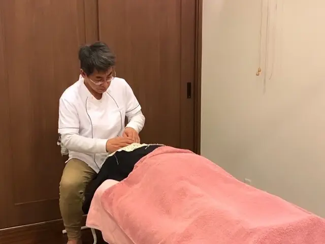 初回１０分無料☆即効性抜群！25年経験スペシャリストによる首特化リラクゼーションサービスの画像